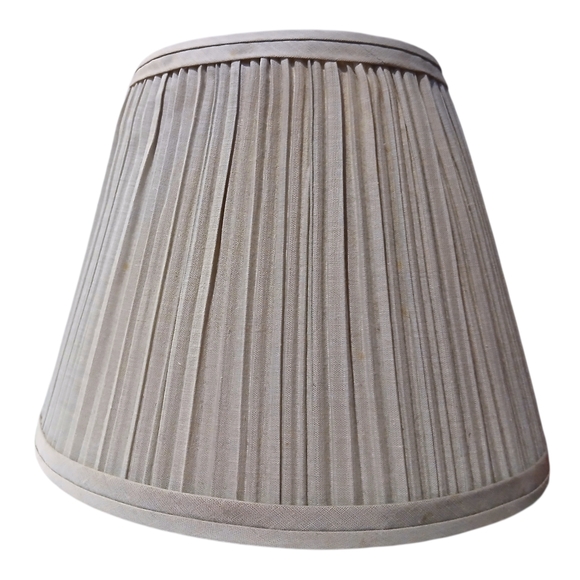 Vtg 80s Grey Pleated Tapered Lamp Shade - Grandmillennial Edison Clip-on Fitter - Picture 3 of 13